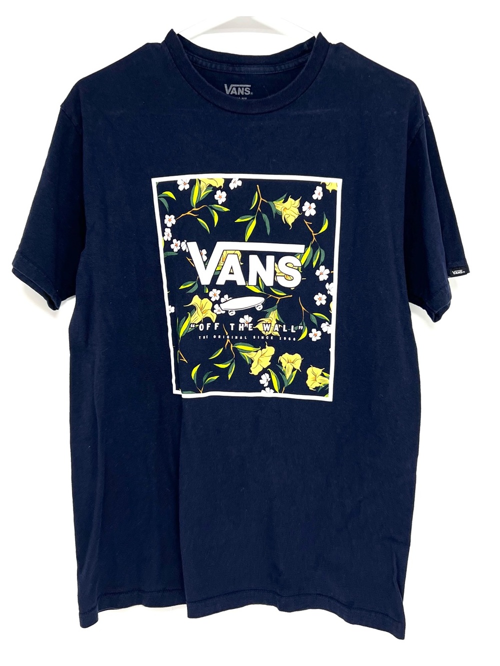 Vans medium men’s graphic t shirt